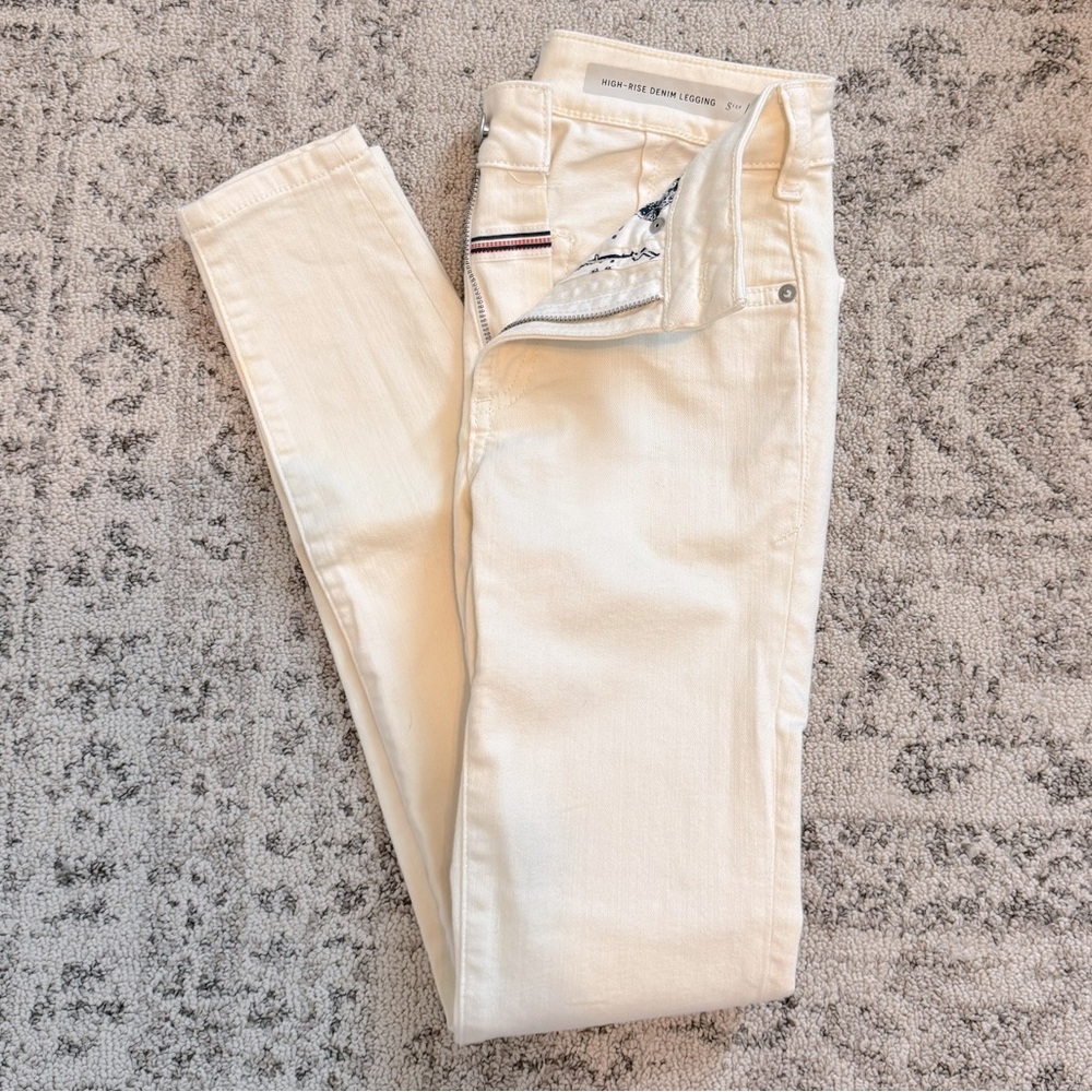 NWOT- Anthropologie PILCRO & THE LETTERPRESS High Rise Denim Legging Jean Beige